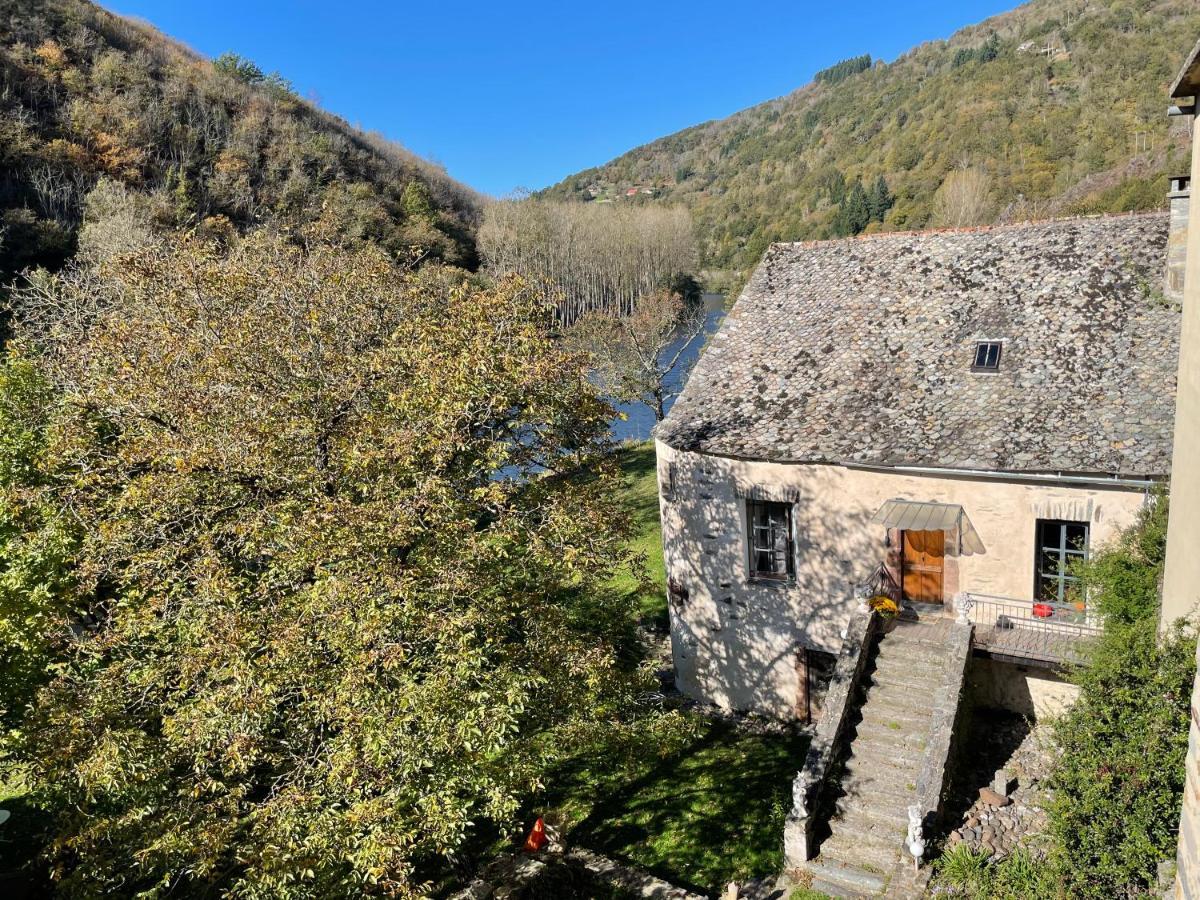 Manoir Des Pelies Spa Conques Exterior photo